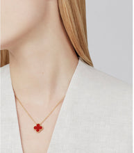 Load image into Gallery viewer, Pendentif Vintage Alhambra - BJewerly
